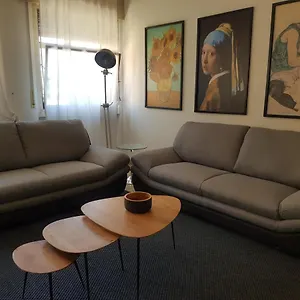 https://quarto-di-luna.hotelinveneto.com